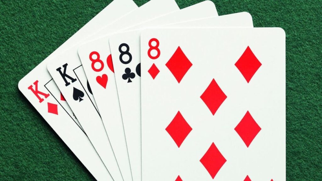 Tú Lơ Khơ: Hướng dẫn cách chơi bài đánh đâu thắng đó 2 Luật chơi bài tú lơ khơ